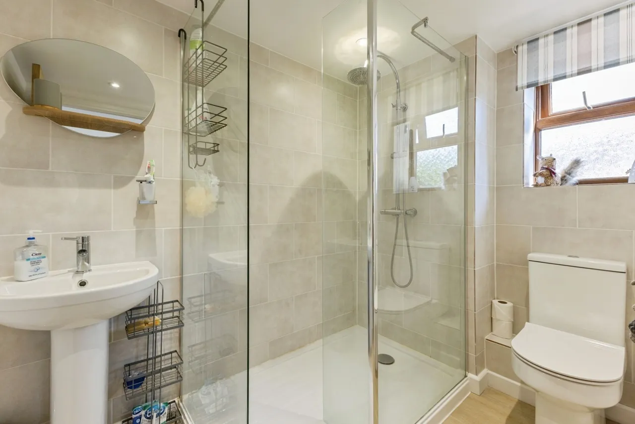 Dereham Road, Watton, Thetford, Norfolk, IP25, photo 16