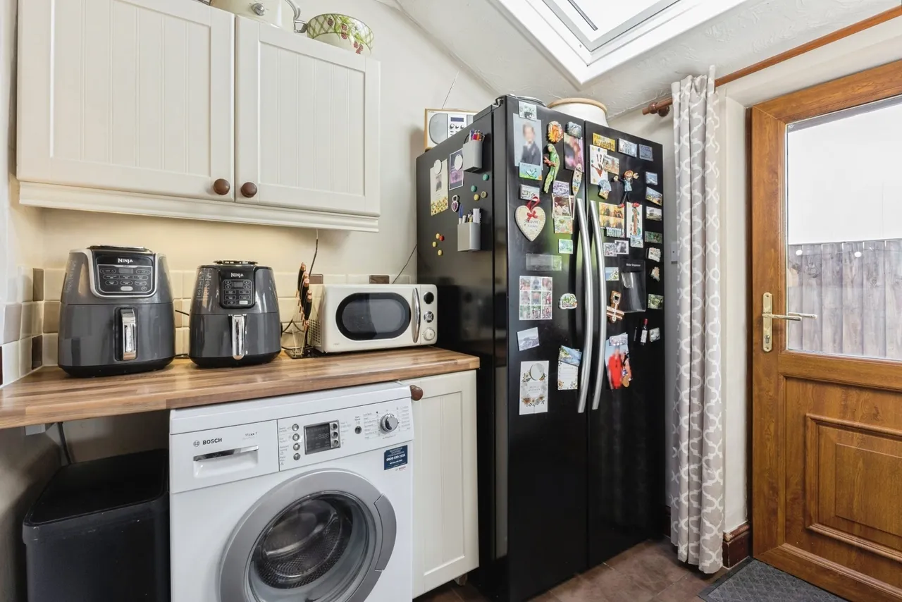 Dereham Road, Watton, Thetford, Norfolk, IP25, photo 9