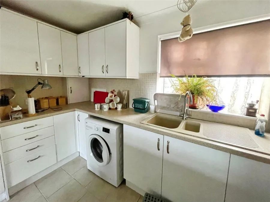 Flat Under Offer with 1 bedroom in Harlow, CM19, photo 3
