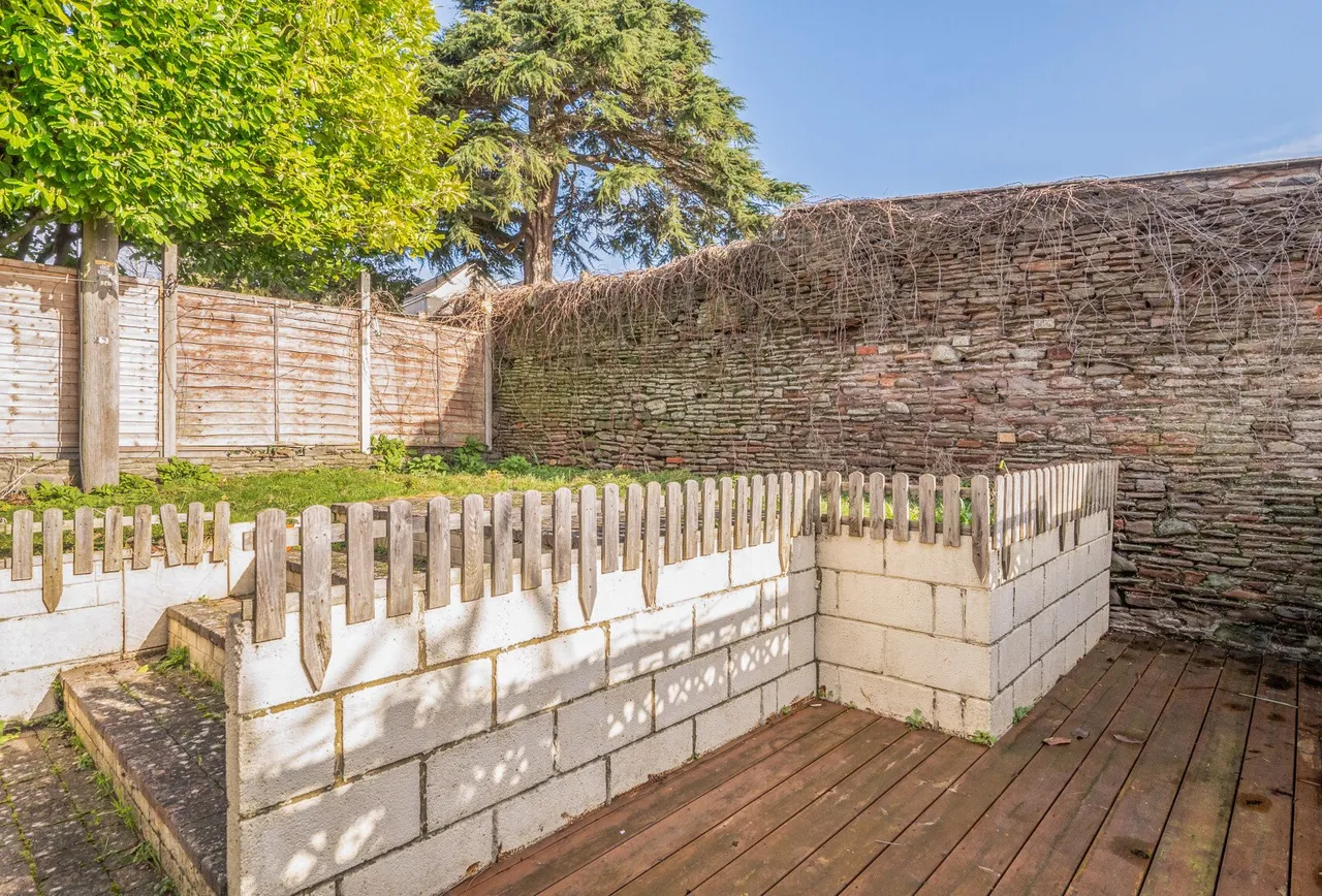 Edgeware Road, South Gloucestershire, Staple Hill, BS16 4LZ, photo 22