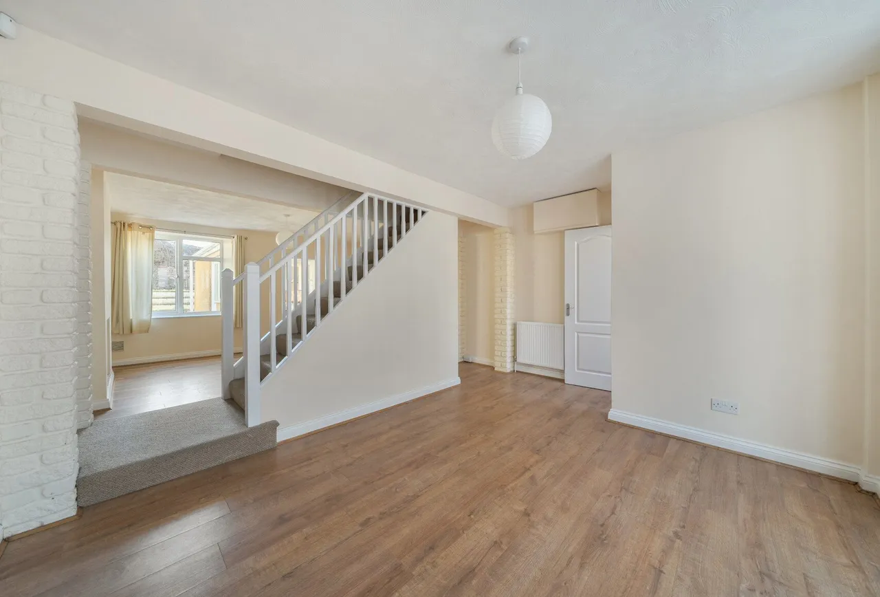 Edgeware Road, South Gloucestershire, Staple Hill, BS16 4LZ, photo 8