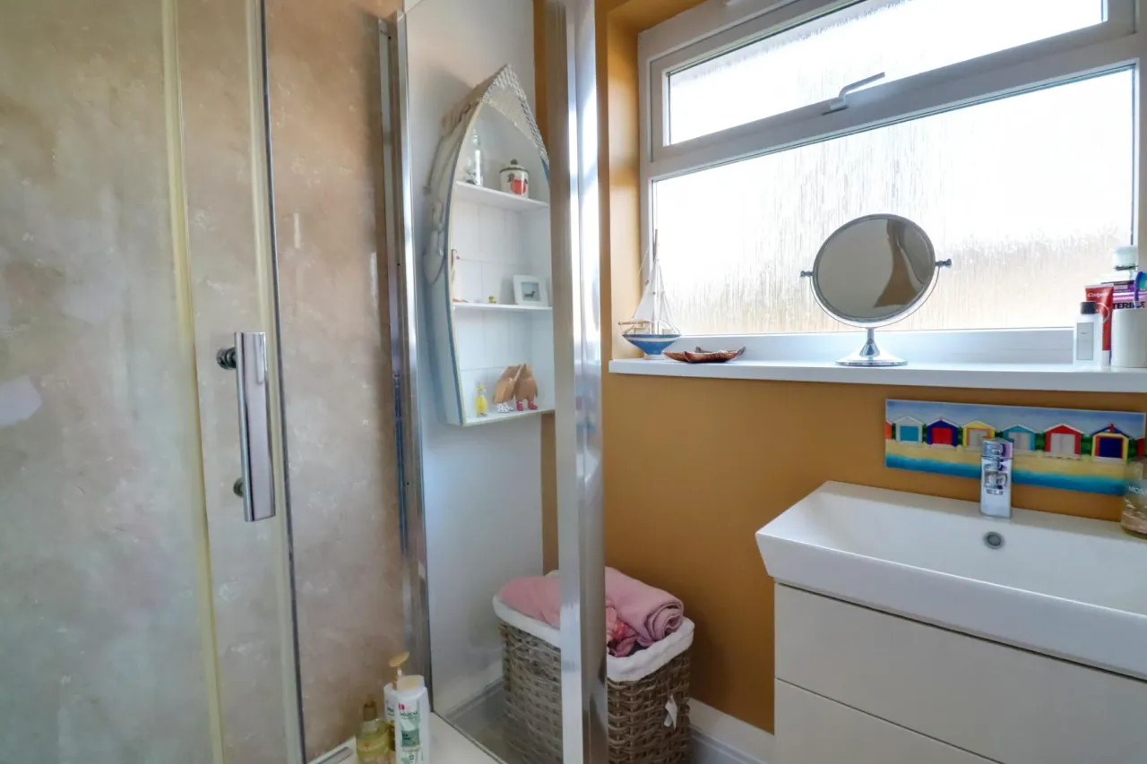 Rodger Avenue, Crewe, photo 10