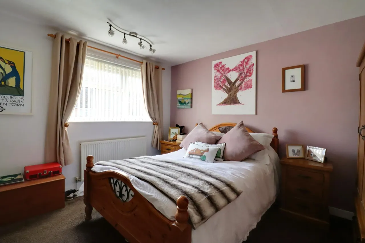 Rodger Avenue, Crewe, photo 6