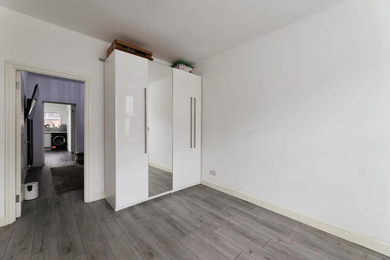 Knotts Green Road, London, E10, photo 7