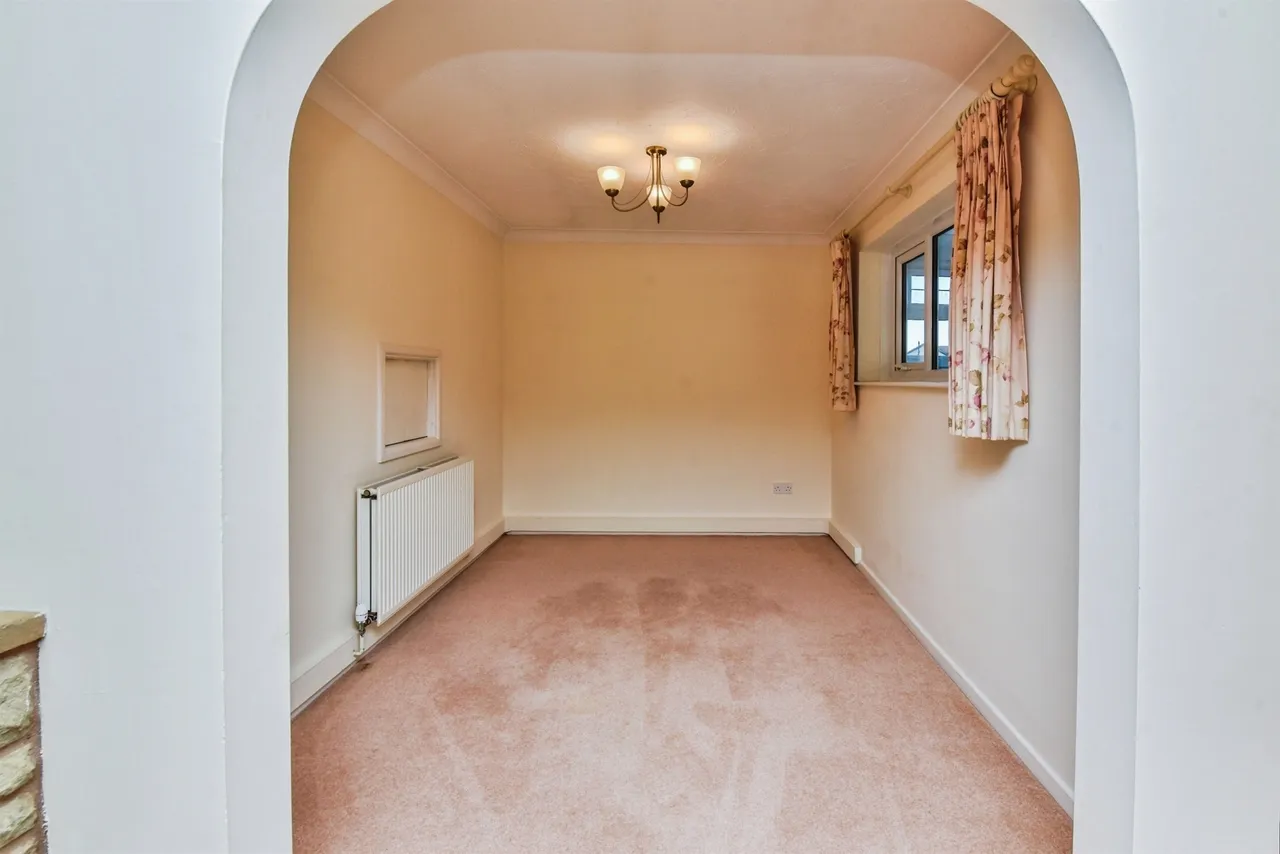 Wainwright Drive, Frome, BA11, photo 6