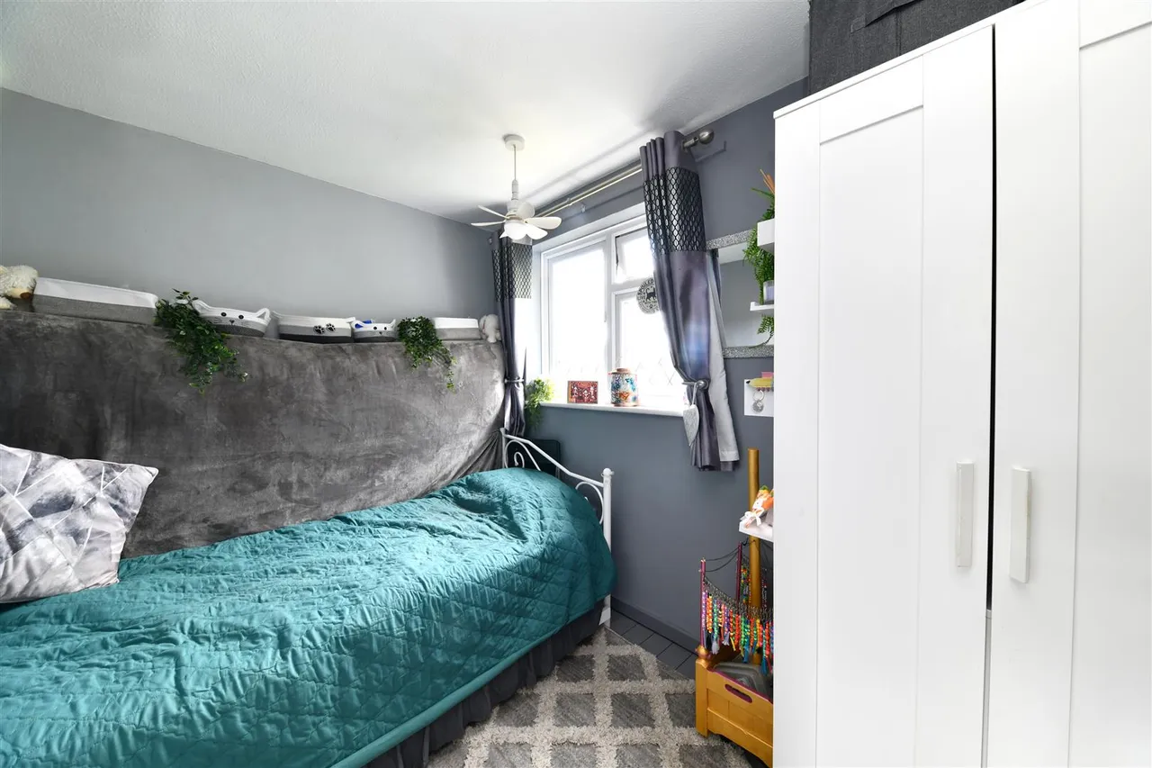 Ascot Crescent, Stevenage, Herts, SG1 5ST, photo 10