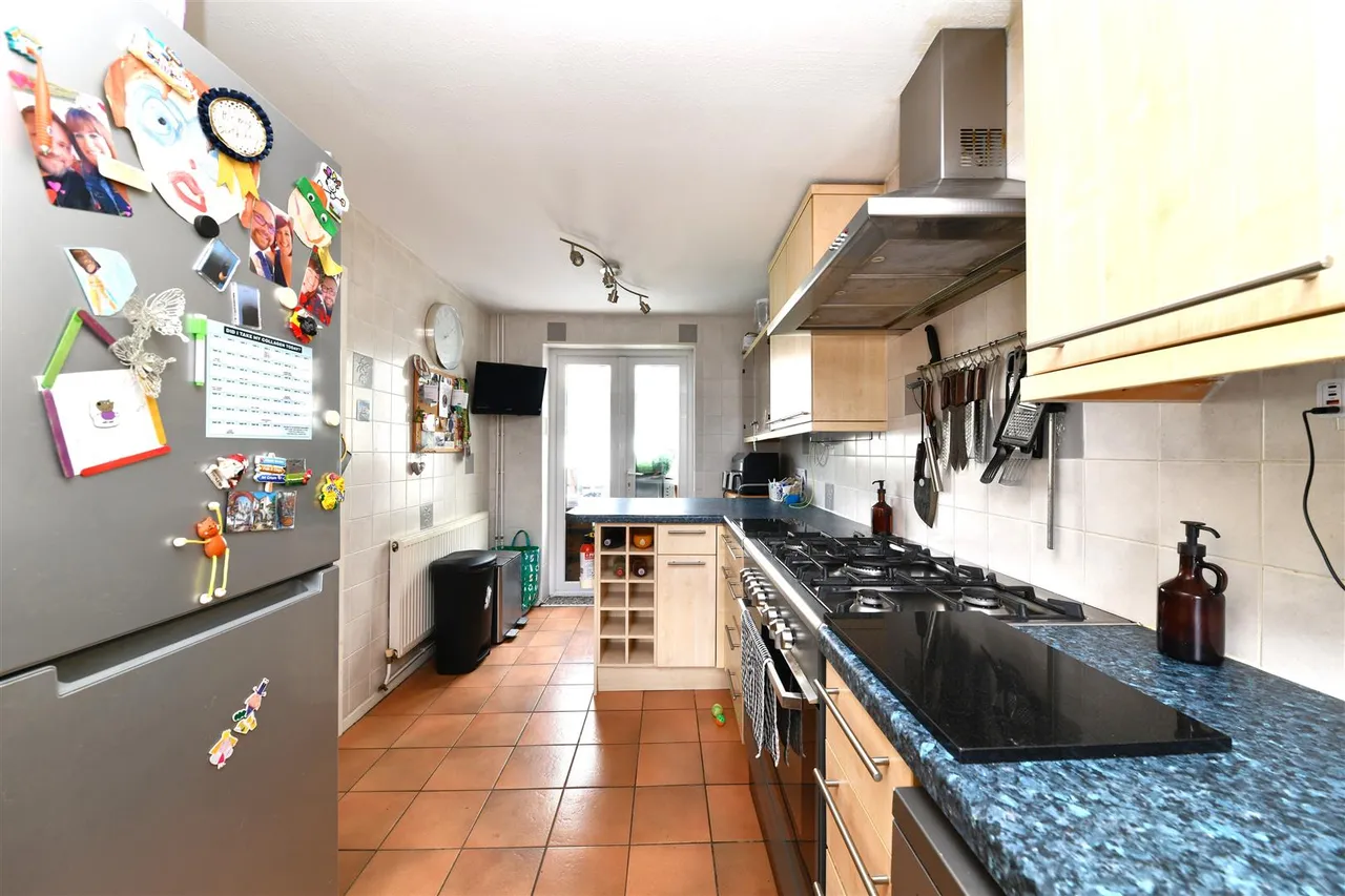 Ascot Crescent, Stevenage, Herts, SG1 5ST, photo 4