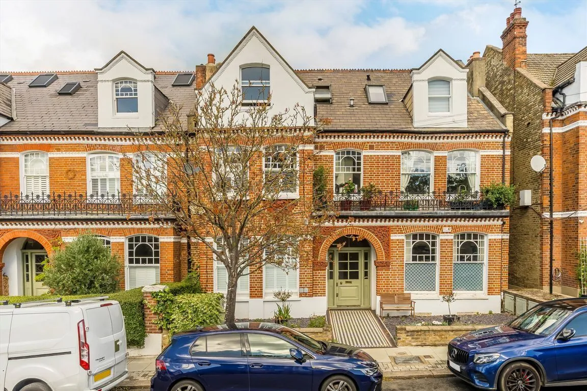2 bed property for sale, Hillbury Road, SW17