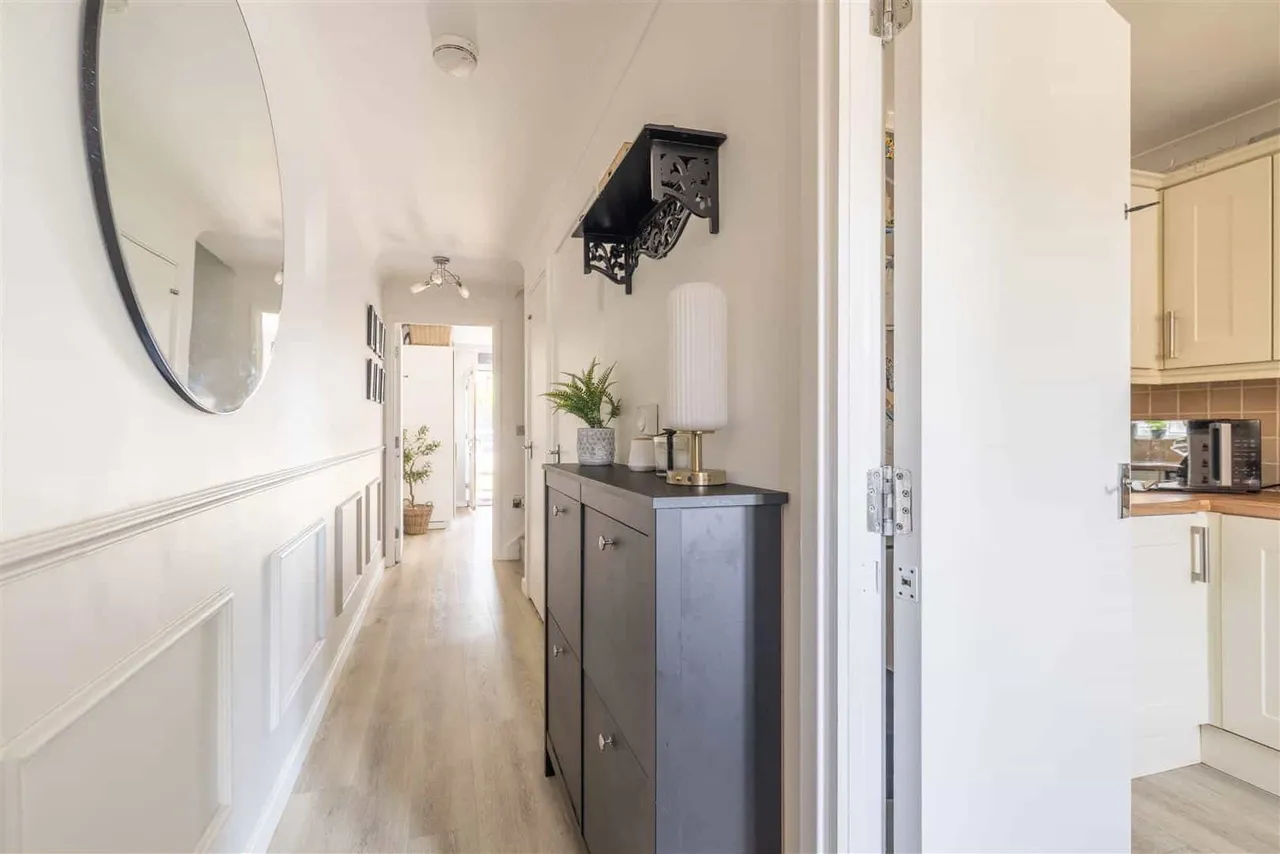 Spitfire Close, Slough, SL3 8GY, photo 17