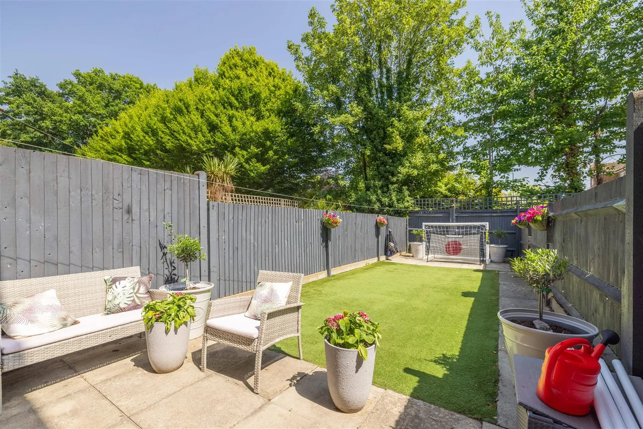 Spitfire Close, Slough, SL3 8GY, photo 18