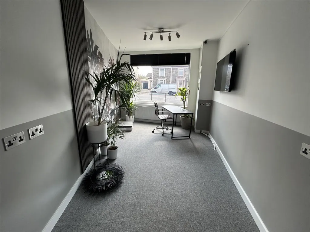 Staple Hill Road, Bristol, BS16 5AG, photo 5