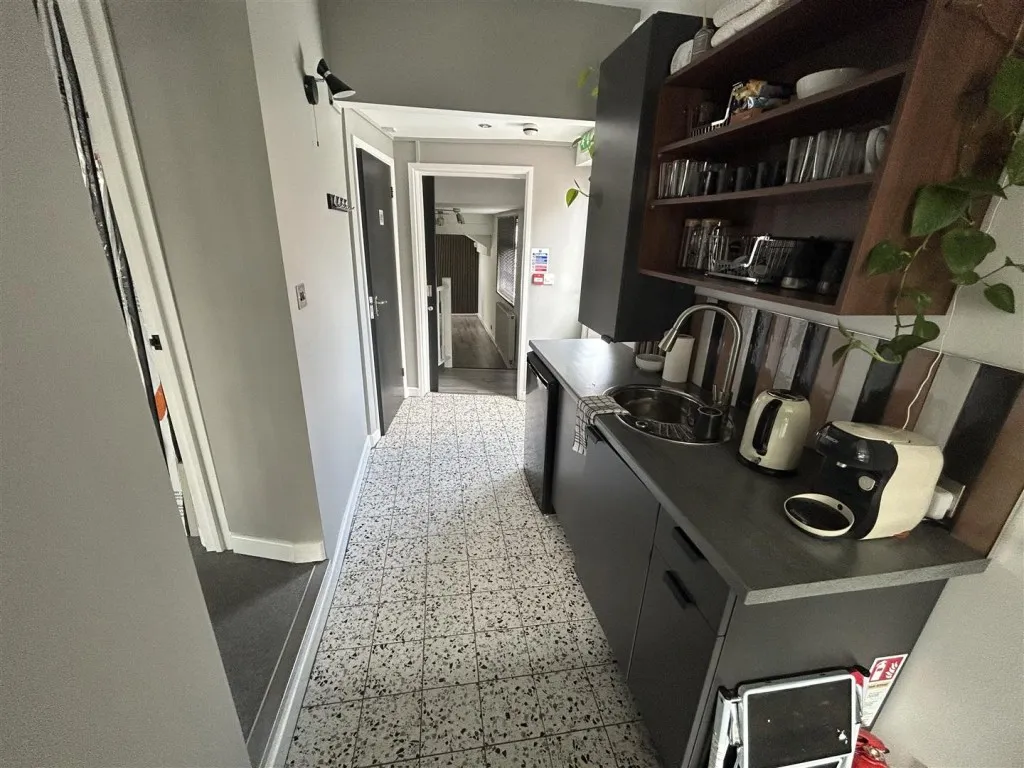 Staple Hill Road, Bristol, BS16 5AG, photo 6