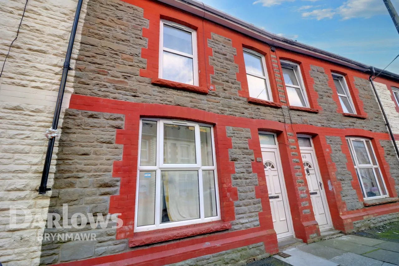 3 bed house for sale, Railway Street, Llanhilleth