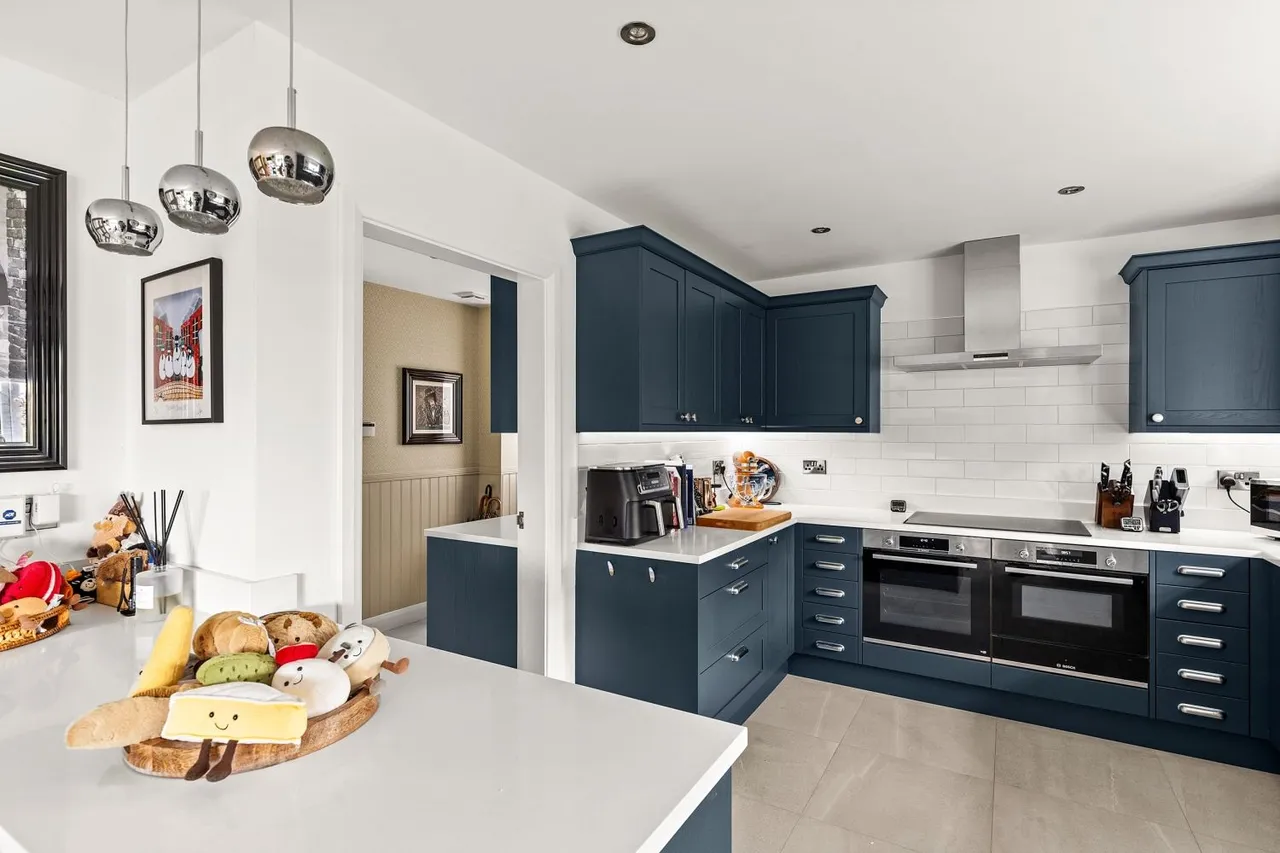 Willow Drive, Camblesforth, YO8, photo 5
