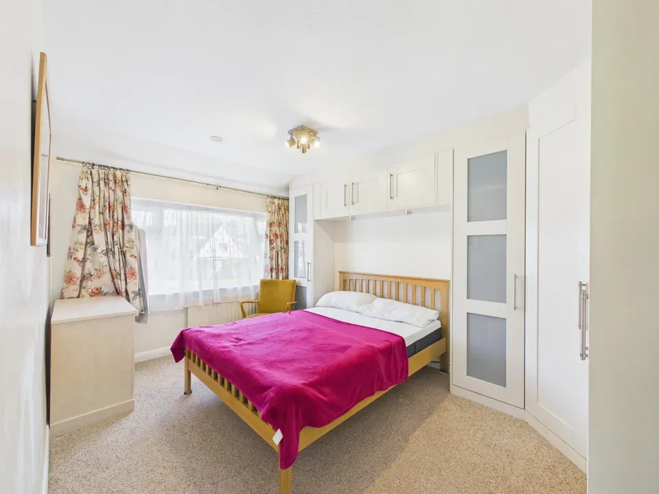 Beech Road, Horsham, photo 7
