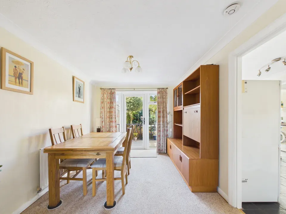 Beech Road, Horsham, photo 3