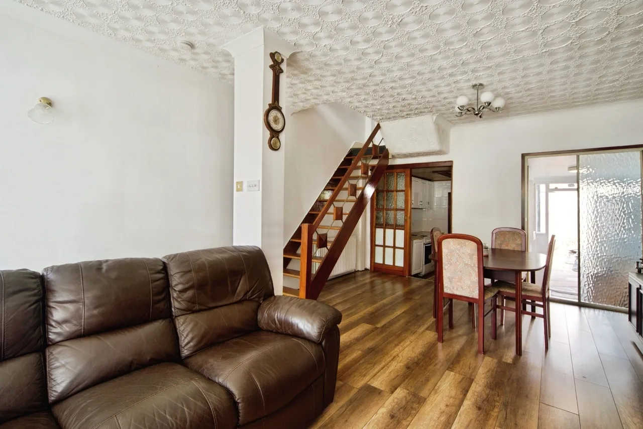 Kimberley Road, London, N18, photo 2