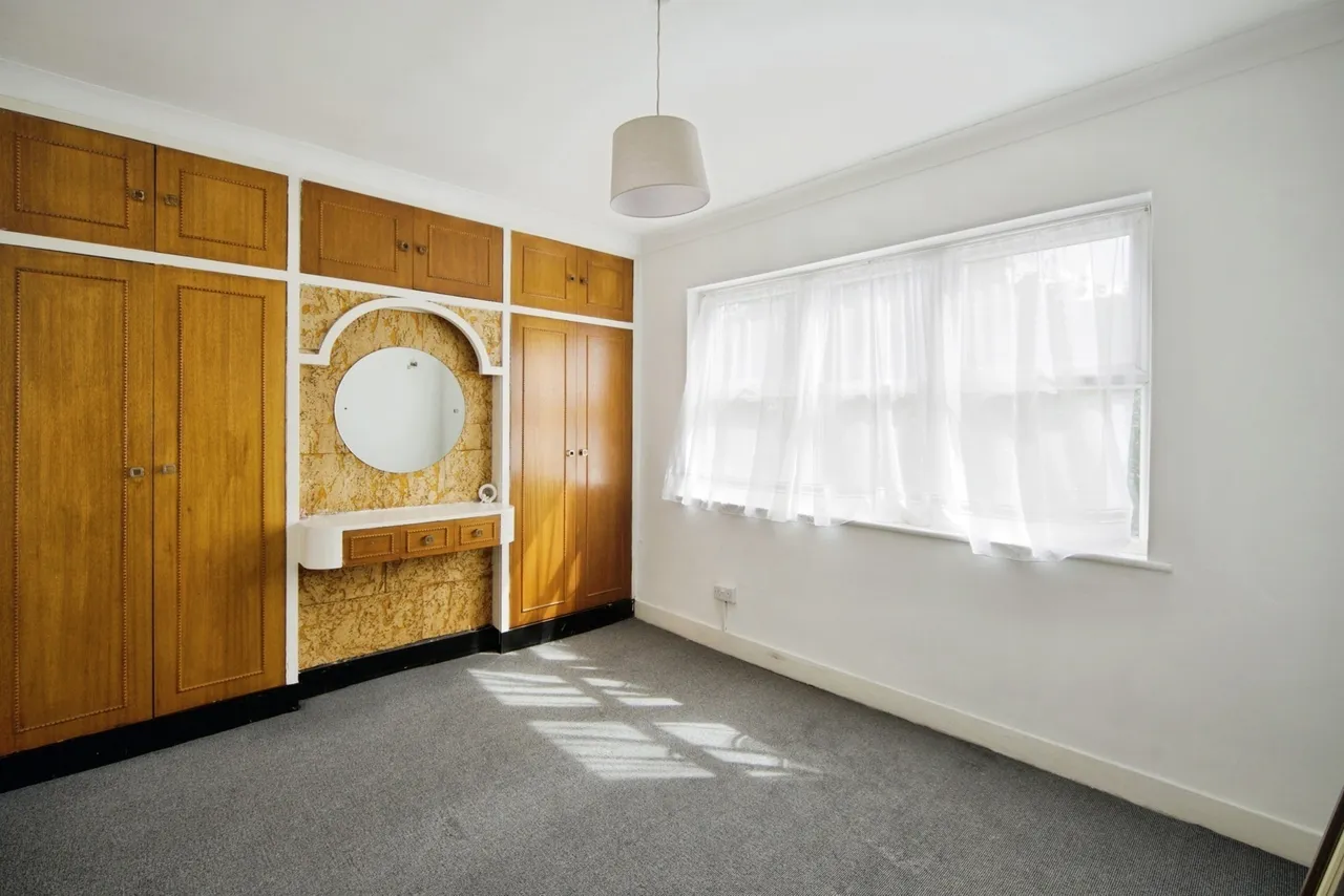 Kimberley Road, London, N18, photo 14