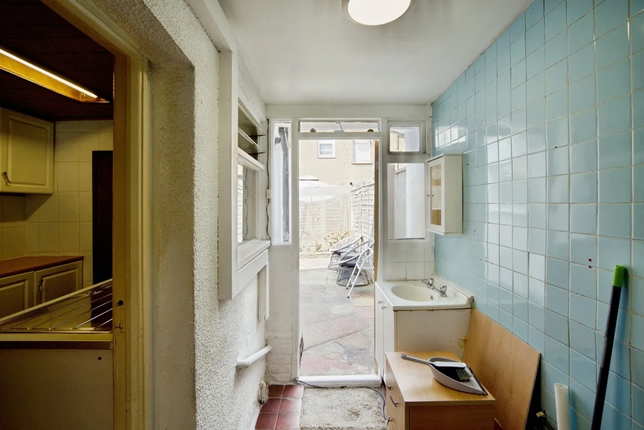 Kimberley Road, London, N18, photo 11