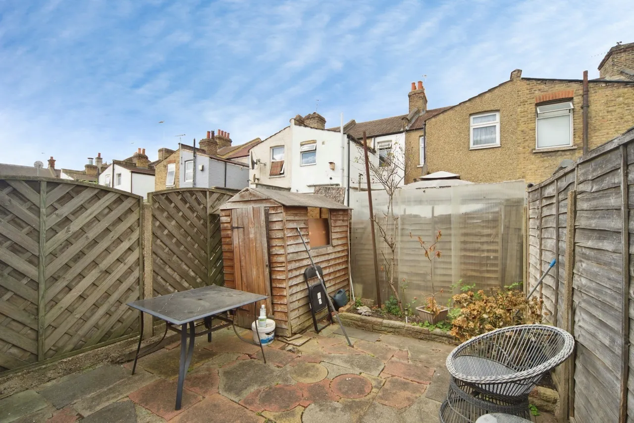 Kimberley Road, London, N18, photo 17