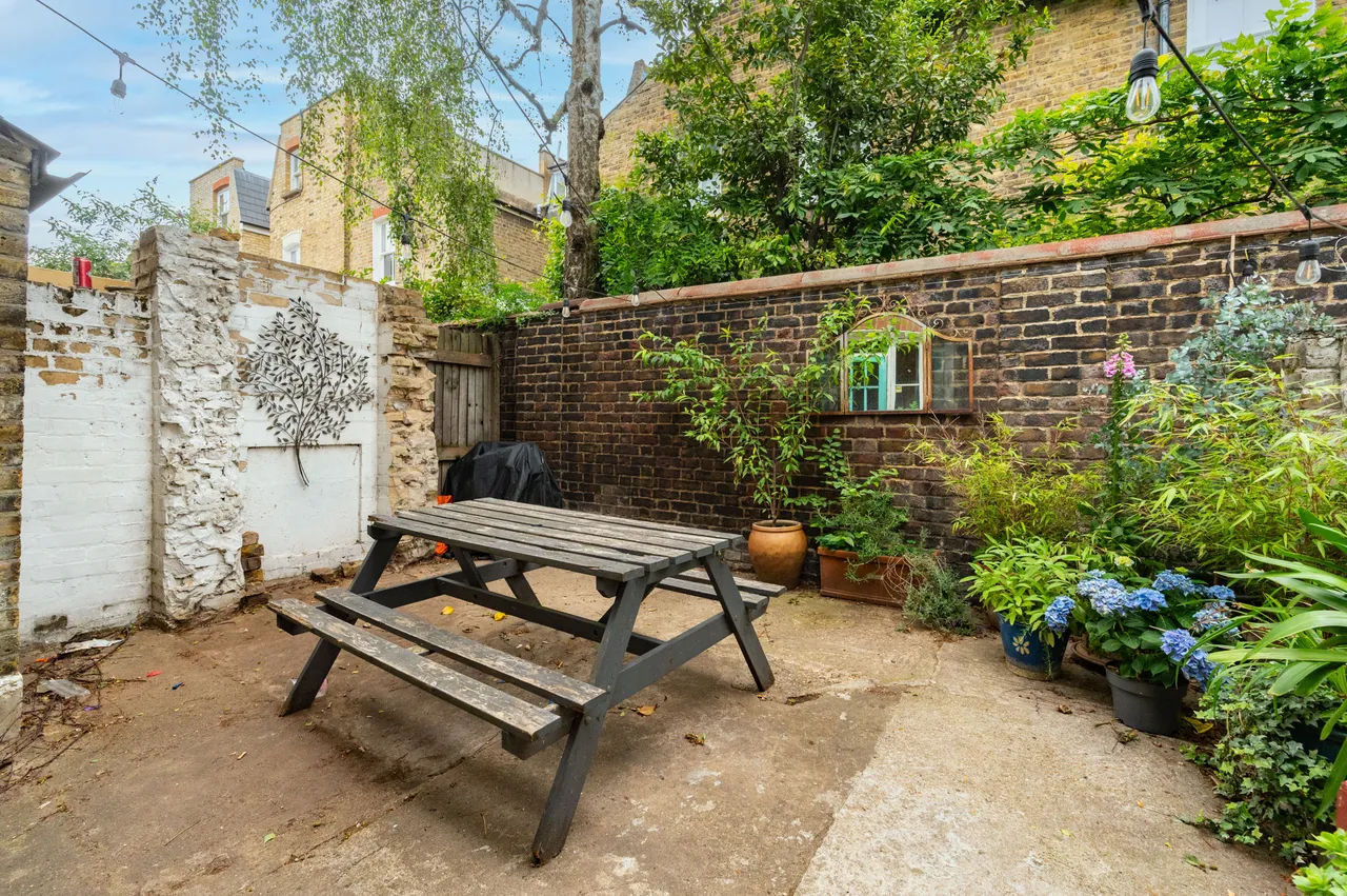 London, SW11, photo 13