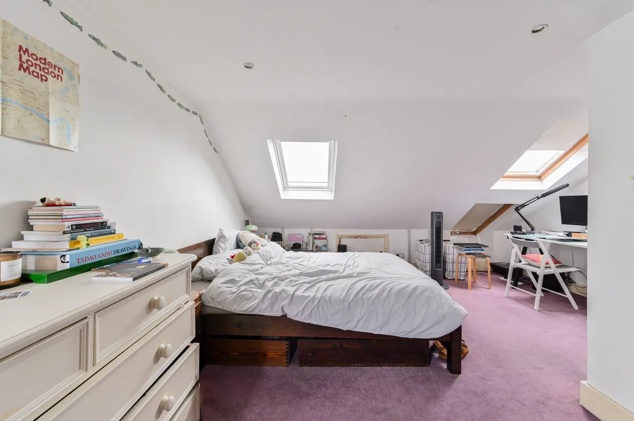 London, SW11, photo 8