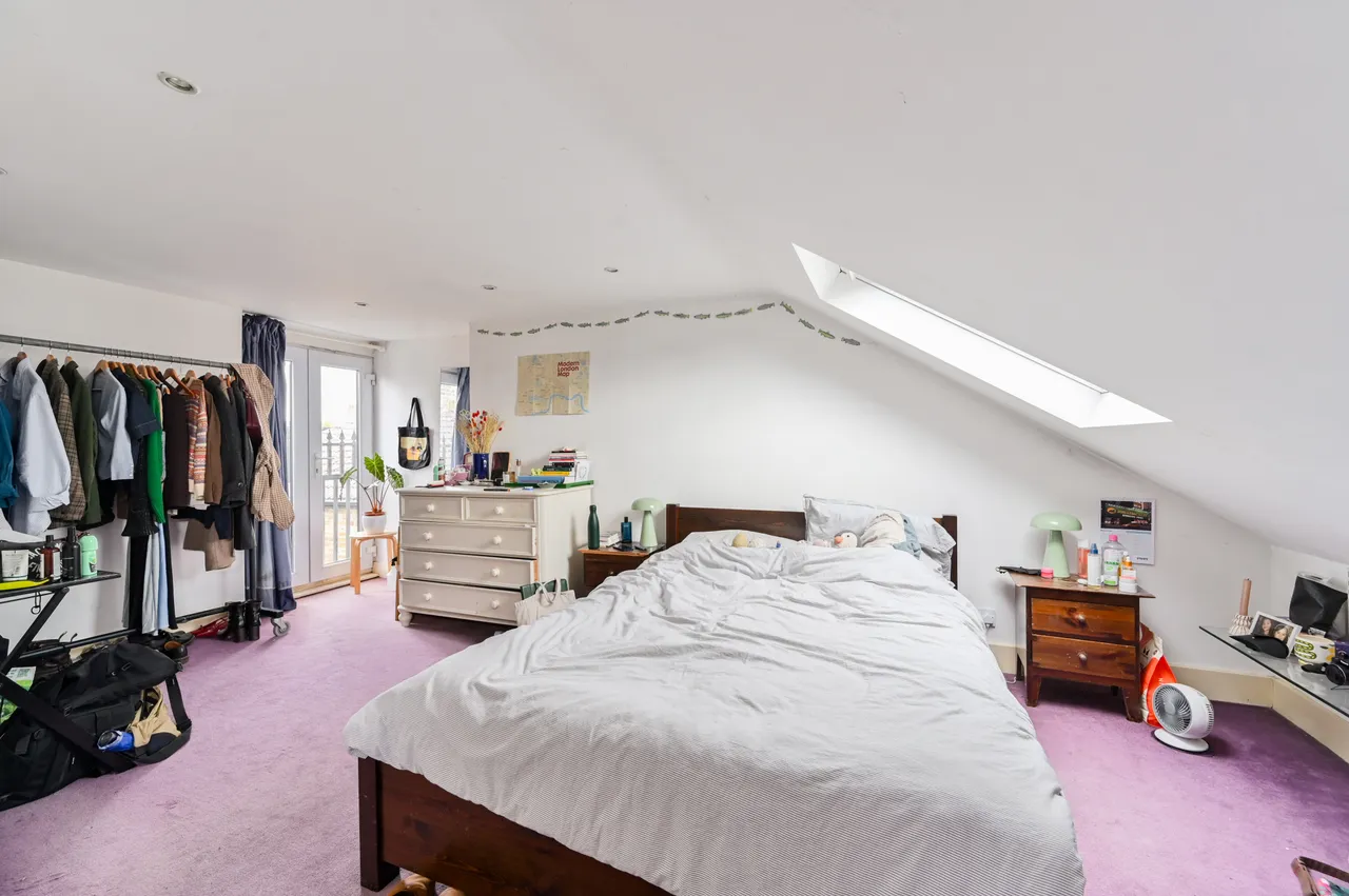 London, SW11, photo 7