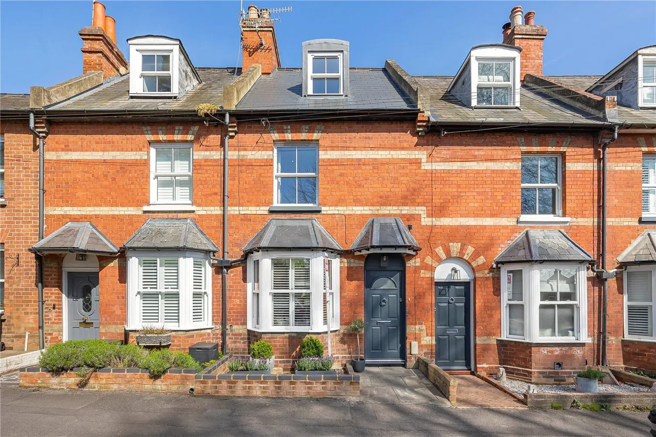 3 bed property for sale, Gravel Hill, Henley-on-Thames, RG9