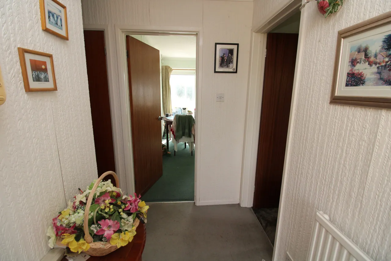 Park Close, Moggerhanger, Bedford, Bedford, MK44 3RY, photo 10