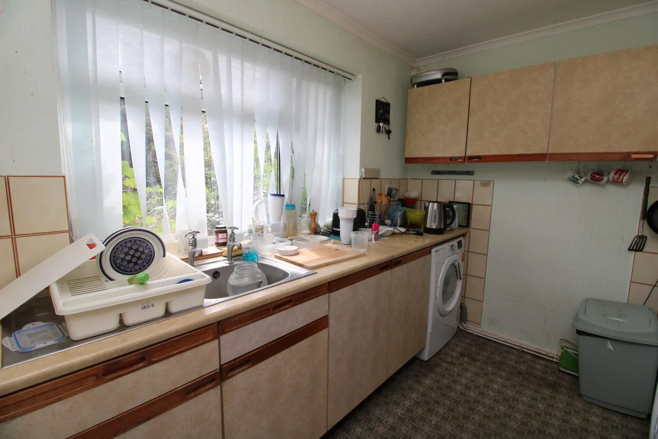 Park Close, Moggerhanger, Bedford, Bedford, MK44 3RY, photo 5