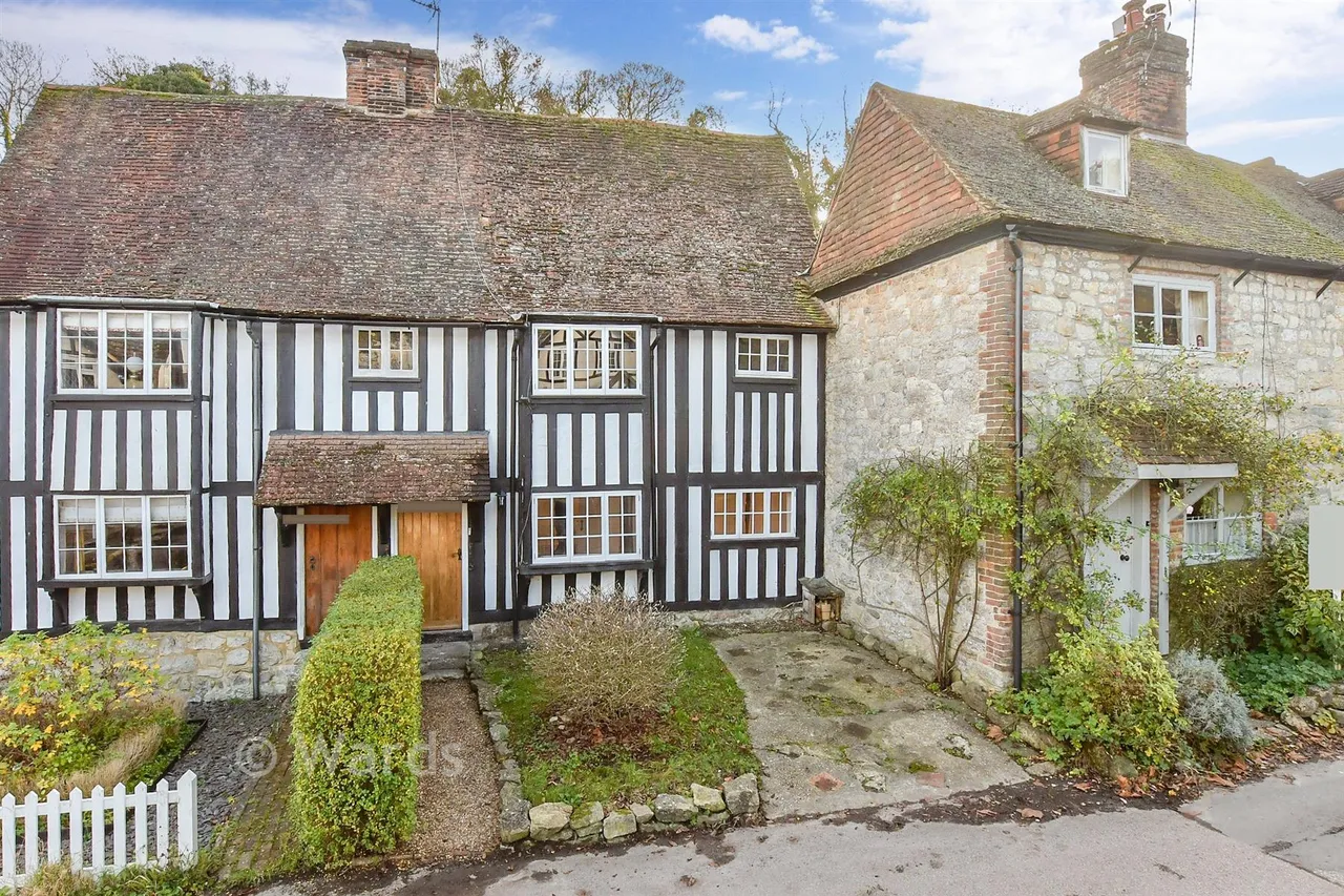 3 bed house for sale, Well Street, Loose, ME15