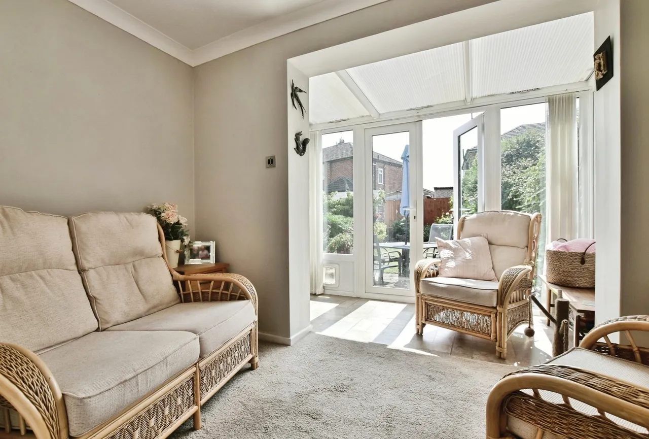 Newbury Road, Heald Green, Cheshire, SK8, photo 5