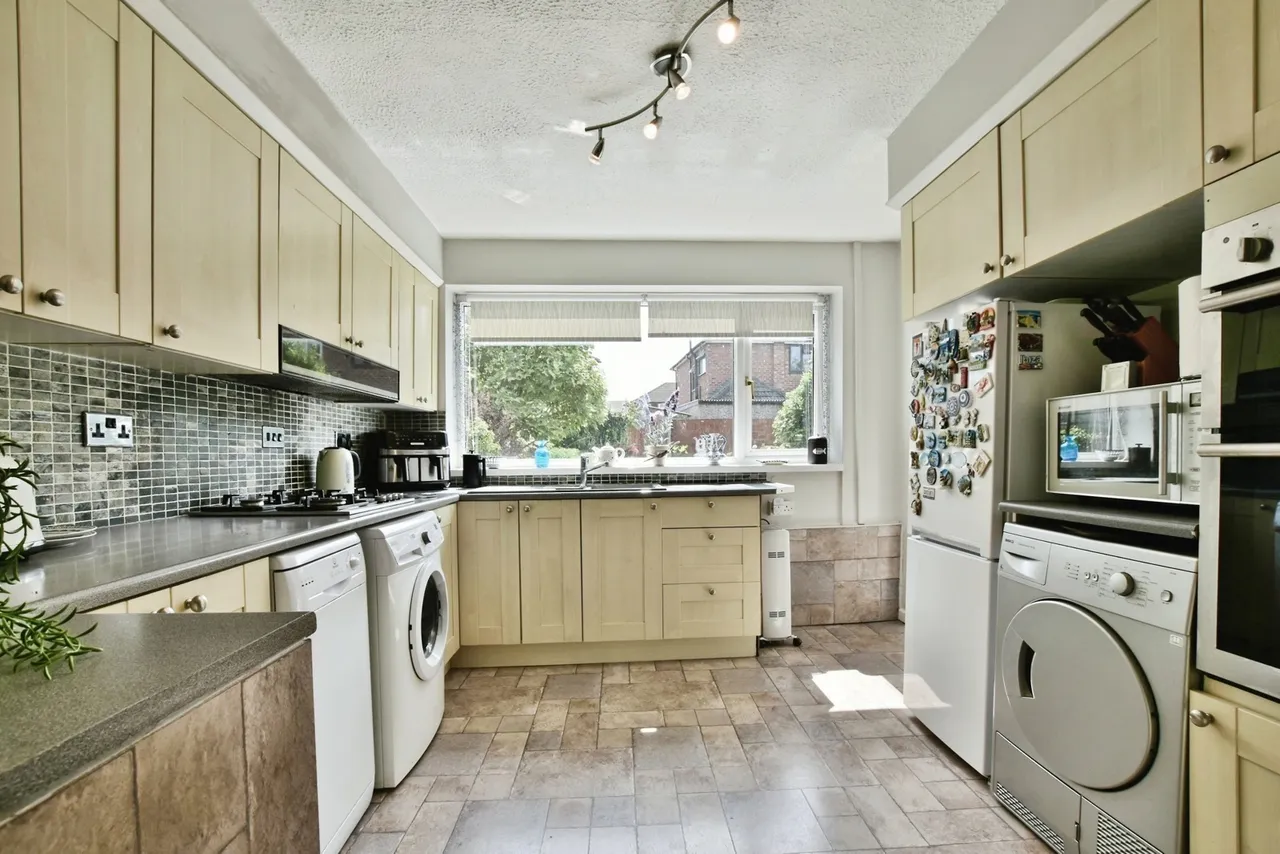 Newbury Road, Heald Green, Cheshire, SK8, photo 7