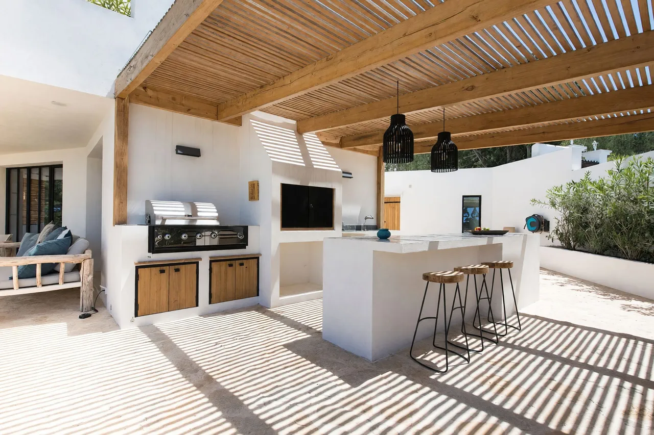 Cala Tarida, Ibiza, photo 8