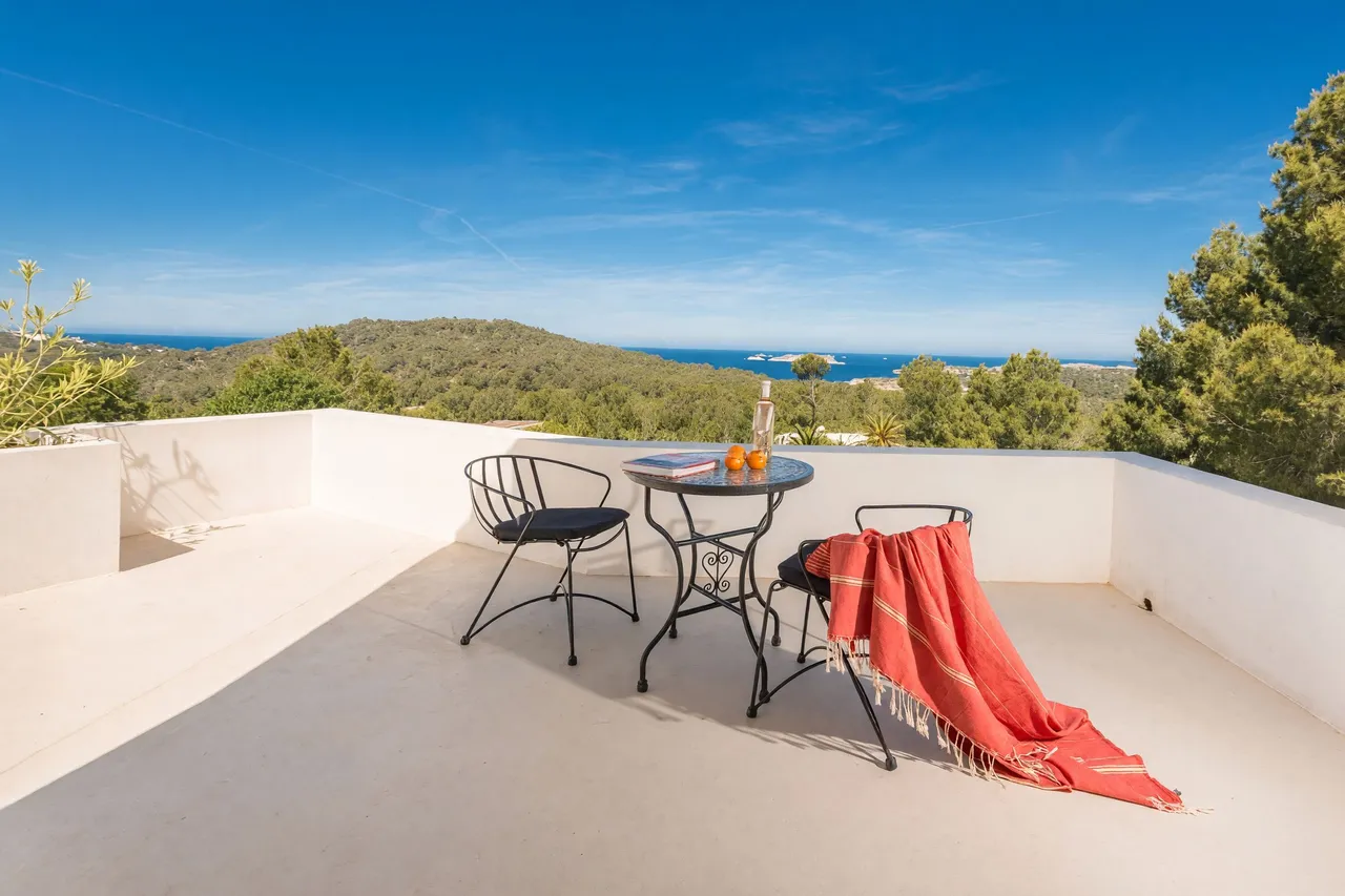 Cala Tarida, Ibiza, photo 7