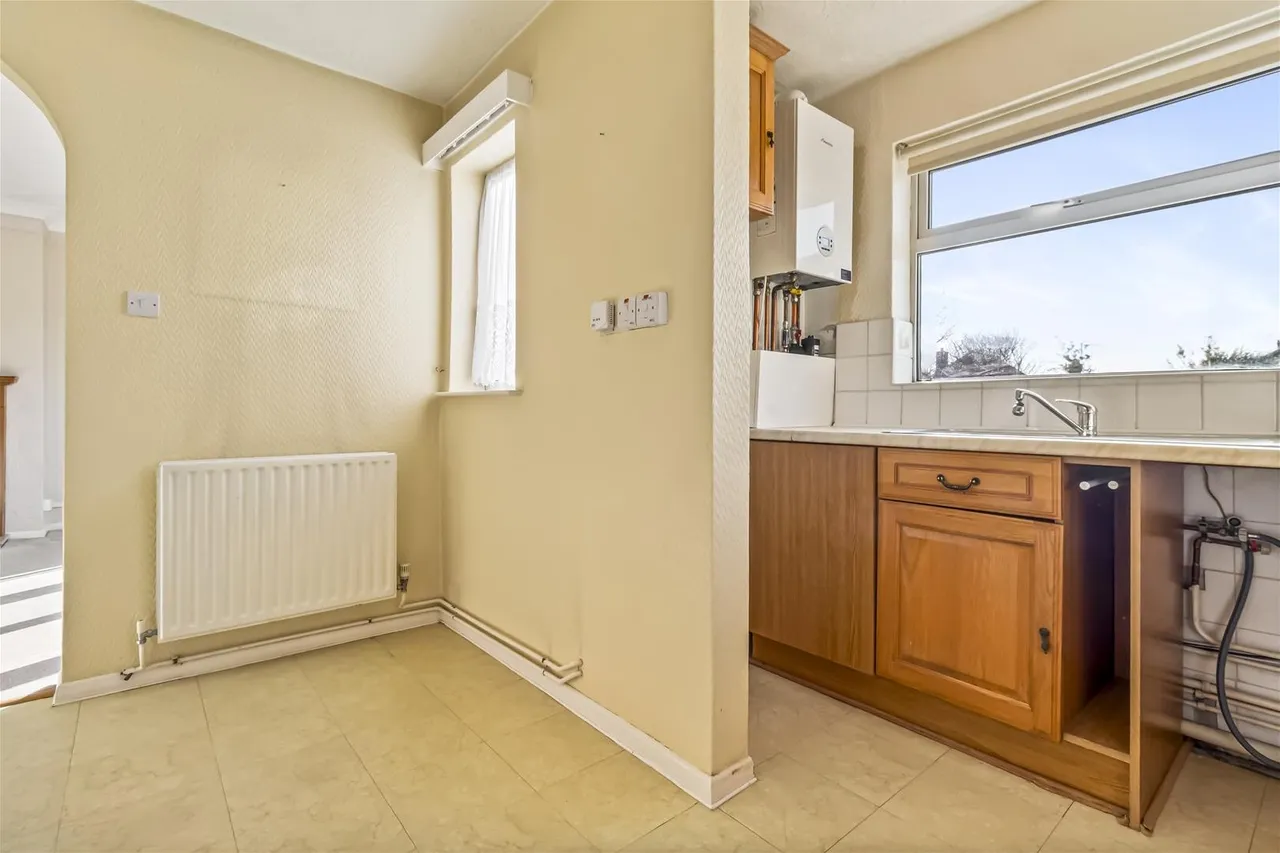 Goring Road, Goring-By-Sea, Worthing, photo 16