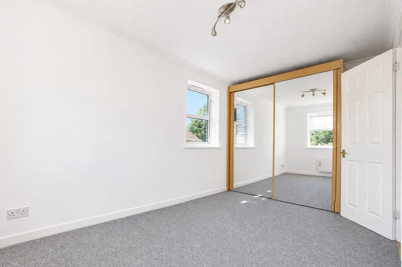 Christabel Close, Isleworth, photo 5