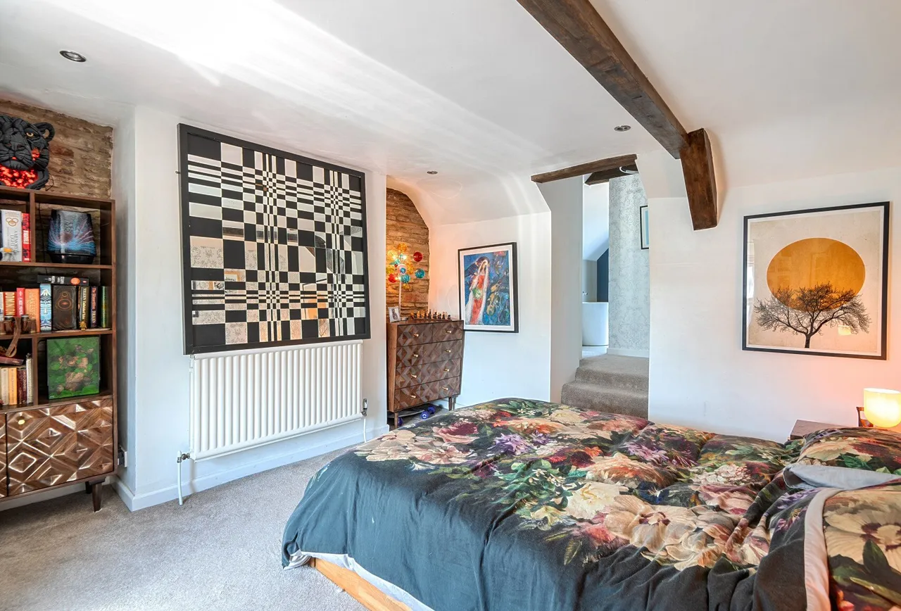 Watleys End Road, Gloucestershire, Winterbourne, BS36 1QQ, photo 5