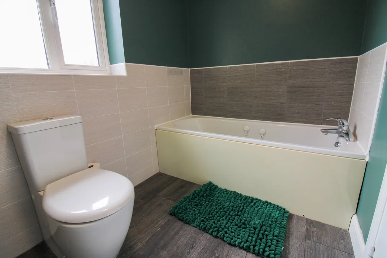 Maybell Close, Gainsborough, DN21, photo 12