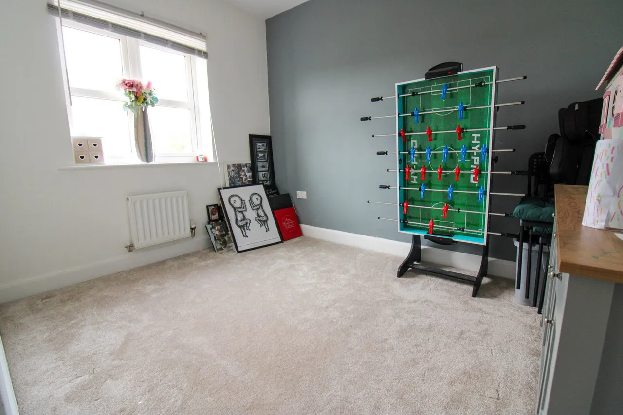 Maybell Close, Gainsborough, DN21, photo 11