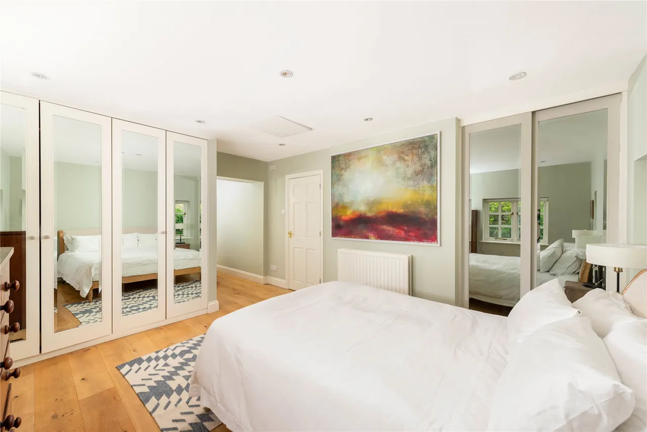 Pevers Lane, Weston Underwood, MK46, photo 11