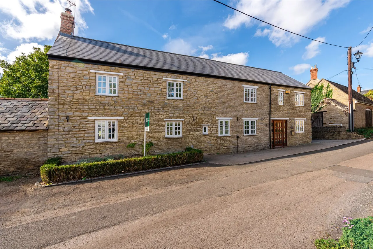 Pevers Lane, Weston Underwood, MK46, photo 20