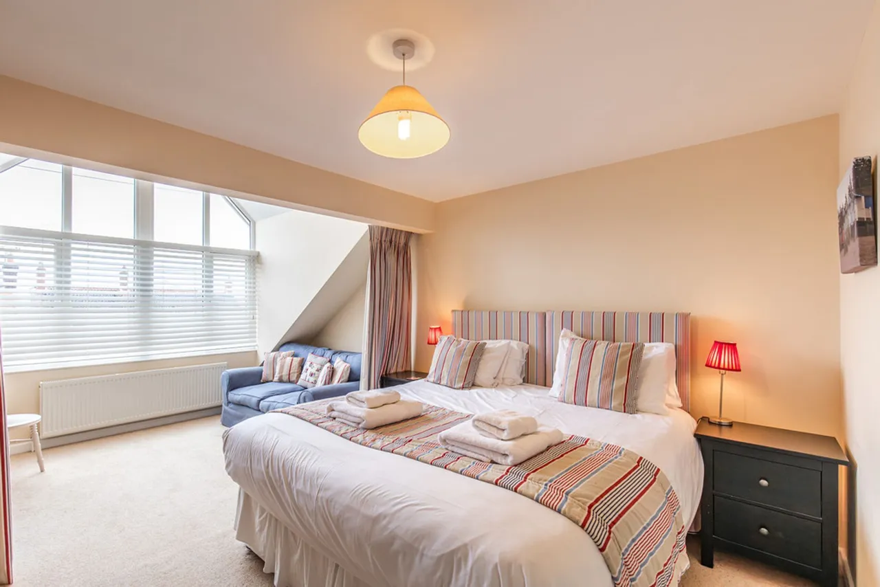 Spacious Family Home in Brancaster St, photo 10