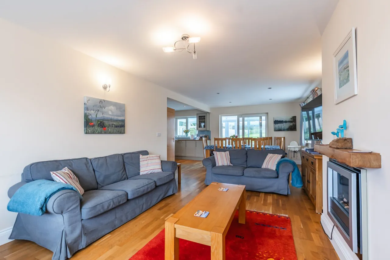 Spacious Family Home in Brancaster St, photo 2