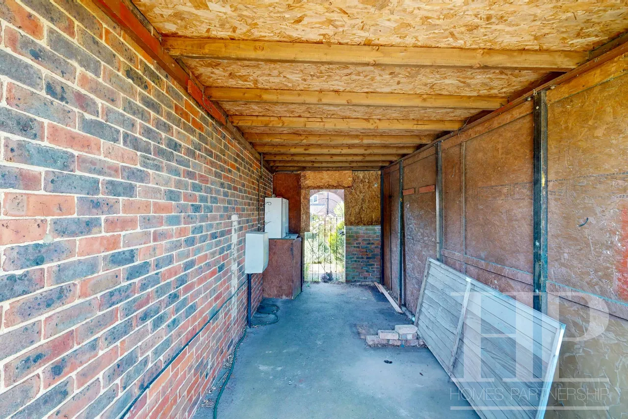 Spring Plat, Crawley, RH10, photo 17