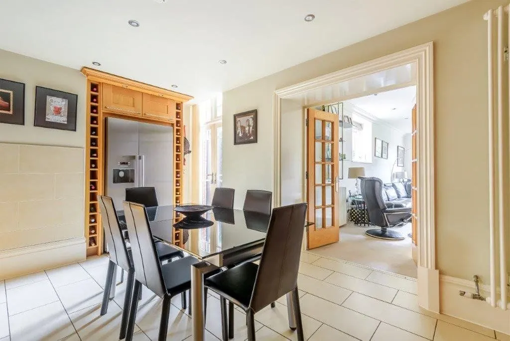 Bedwell Park, Cucumber Lane, Essendon, Hatfield, AL9 6GJ, photo 5