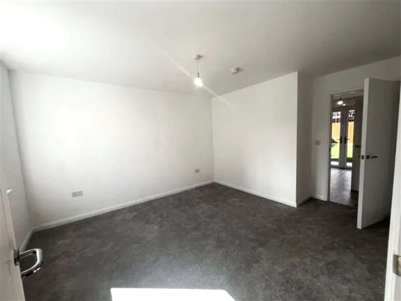 Joseph Ward Close, Chelmsford, Essex, CM1 6PB, photo 5