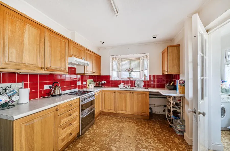 Downs View Road, Swindon, SN3, photo 3