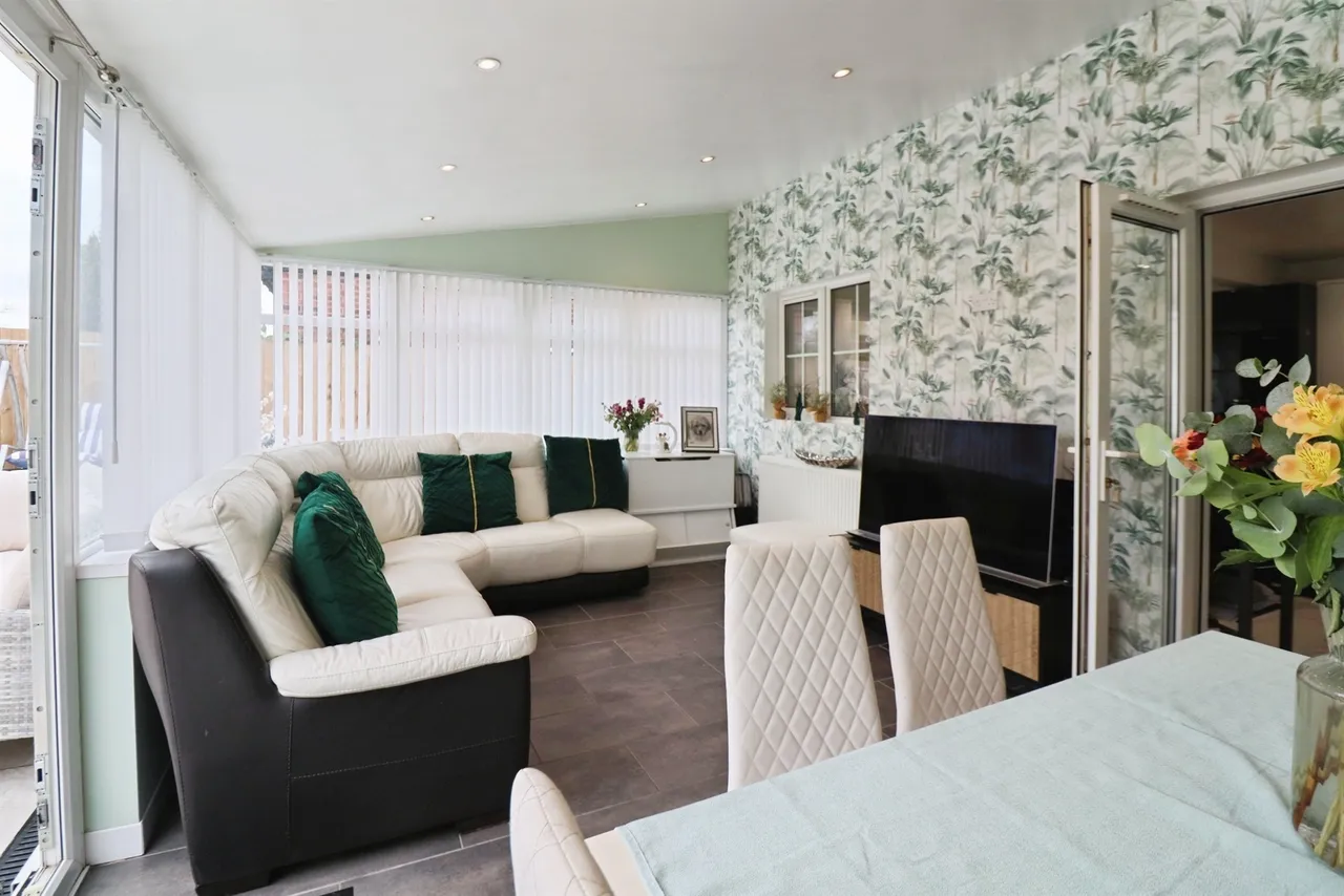 Thorne Way, Cardiff, CF5, photo 10