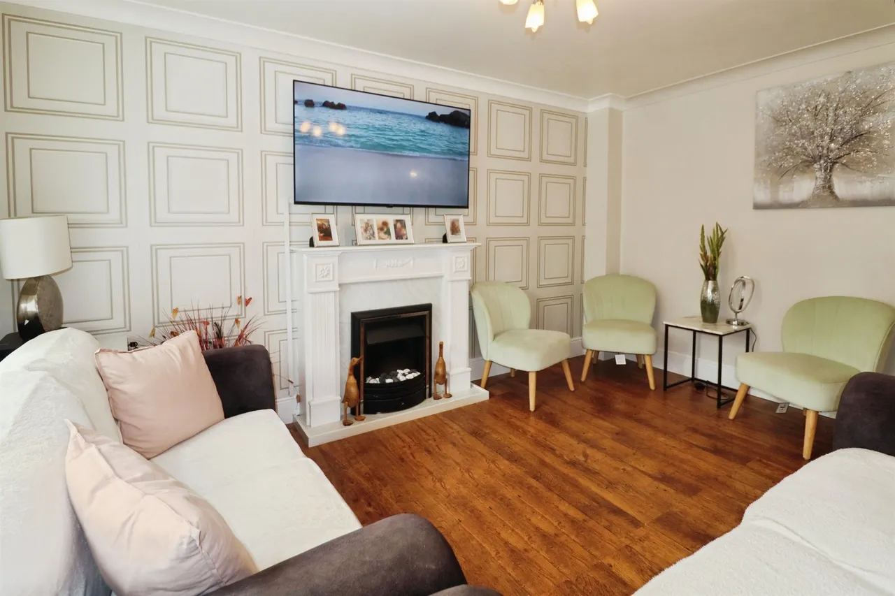 Thorne Way, Cardiff, CF5, photo 4